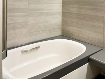 心地よい湯の感触を五感で湯を愉しむくつろぎの空間　港区Y様邸